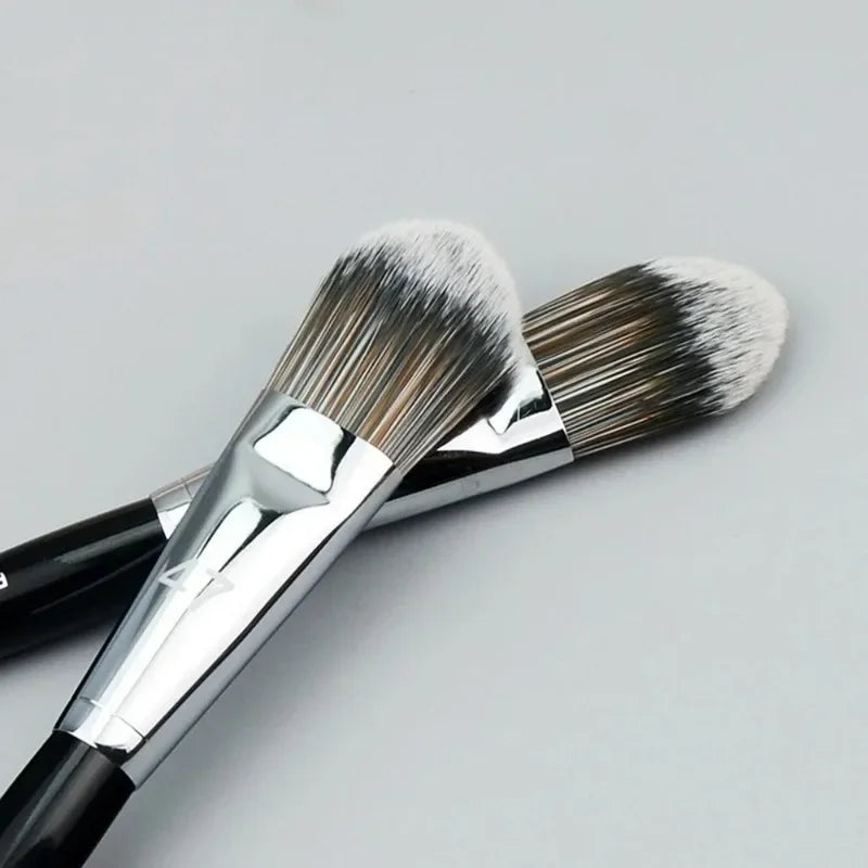 Professioneller Foundation-Pinsel Nr. 47 – Besenkopf-Design für Flüssig-Foundation, Lidschatten & Gesichts-Make-up – Beauty Make-up Tool für Damen
